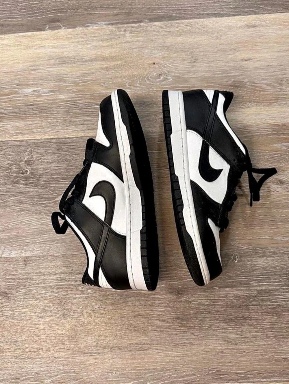 Nike Dunk Low Sneakers Black & White W US 8